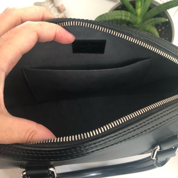 Authentic Jasmin Louis Vuitton - Picture 7 of 8